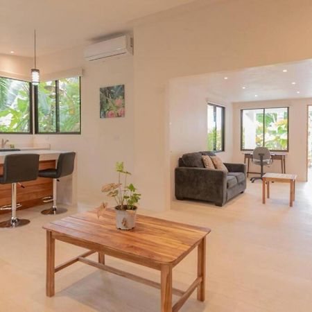 Surfside Apartments - Mal Pais マルパイス エクステリア 写真